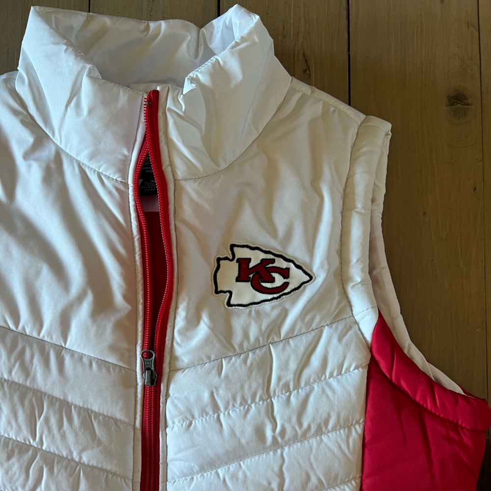 Kansas City Chiefs Vest Size Medium NWT - Picture 2 of 4